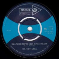 THE CUFF LINKS / WHEN JULIE COMES AROUND / 7" /