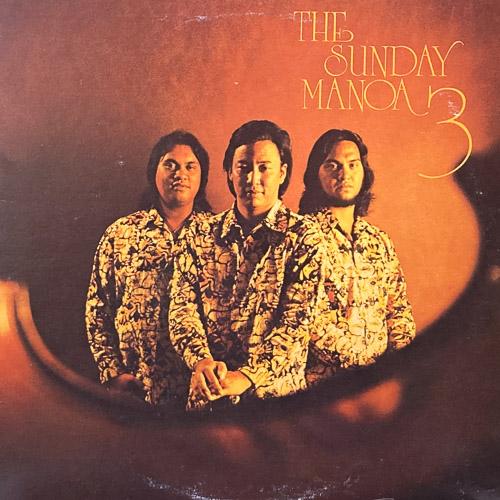 THE SUNDAY MANOA 3