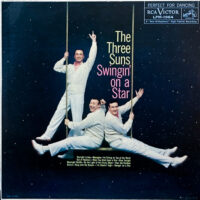 THE THREE SUNS / SWINGIN' ON A STAR / LP /