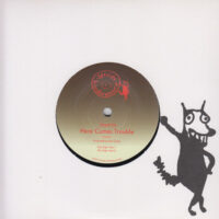 JOYERIA / HERE COMES TROUBLE / 7" /